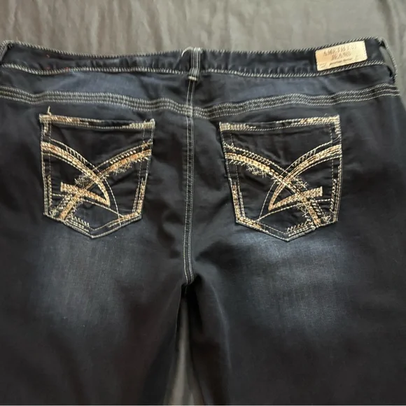 Amethyst Jeans Dark Blue boyfriend cut - Picture 5 of 5